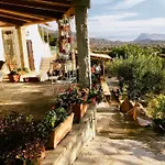 Flores Apartment