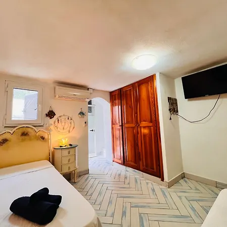 Flores Apartment Lu Lioni